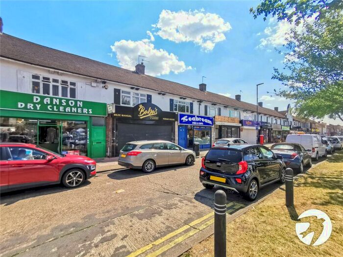 2 Bedroom Flat To Rent In Sherwood Park Avenue, Sidcup, DA15
