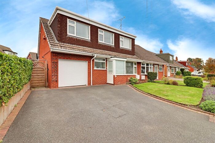 3 Bedroom Property For Sale In Bradeley Road, Haslington, CW1
