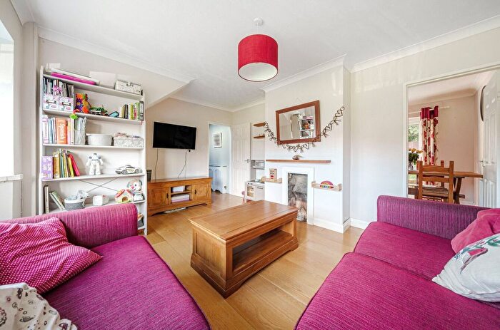 3 Bedroom Terraced House For Sale In Burpham, Guildford, Surrey, GU4