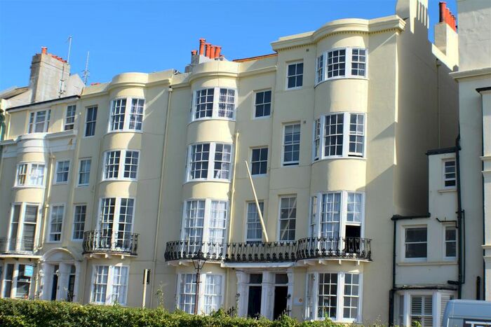 39 Bedroom Hotel To Rent In New Steine, Brighton, BN2