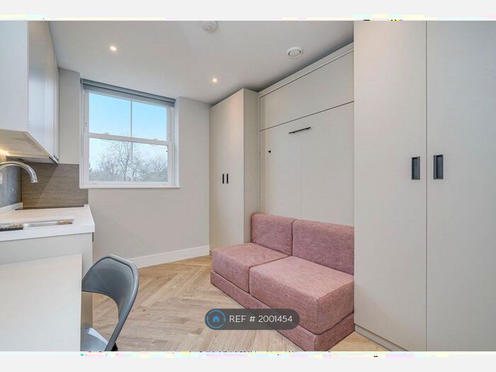 Studio To Rent In Ackley House, London, W5