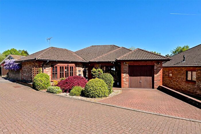 3 Bedroom Bungalow To Rent In Briery Court, Chorleywood, Rickmansworth, Hertfordshire, WD3