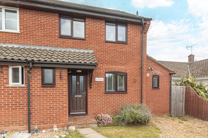 3 Bedroom Semi-Detached House For Sale In Holt Road, Horsford, NR10