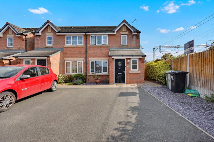 3 Bedroom Semi-Detached House For Sale In Heron Way, Canalfields, Sandbach, CW11