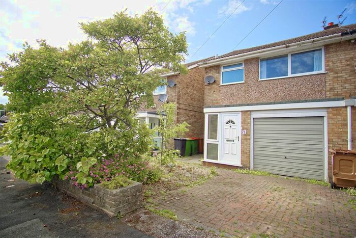 3 Bedroom Semi-Detached House To Rent In -Bed House To Let On Longfield, Fulwood, Preston, PR2