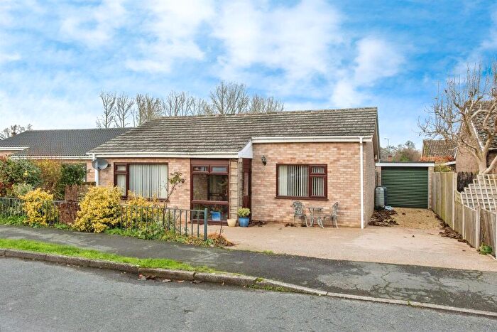 2 Bedroom Detached Bungalow For Sale In West Hall Road, Mundford, Thetford, IP26