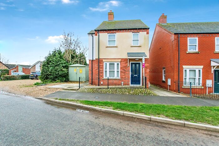 2 Bedroom Detached House For Sale In Station Street, Holbeach, Spalding, PE12