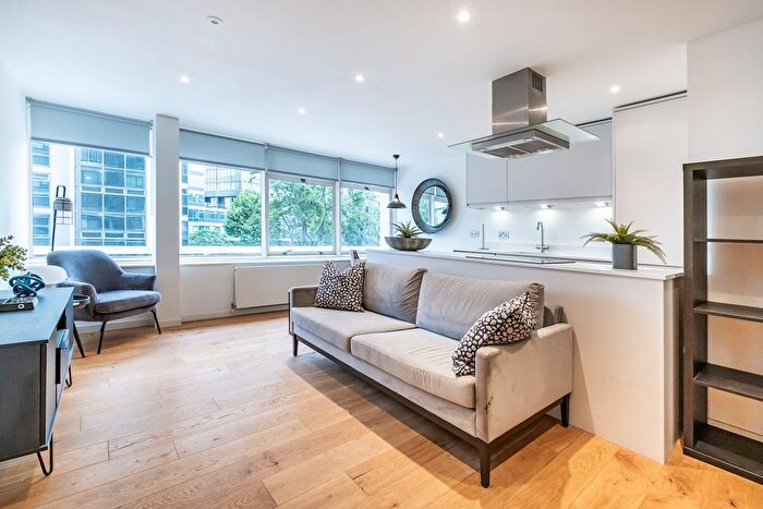 3 Bedroom Flat To Rent In John Islip Street, London, SW1P