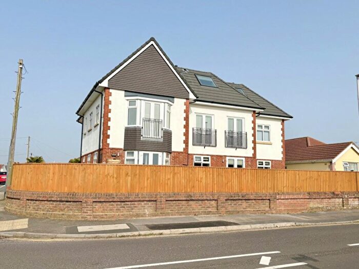 2 Bedroom Apartment For Sale In Good Road, Parkstone, Poole, BH12