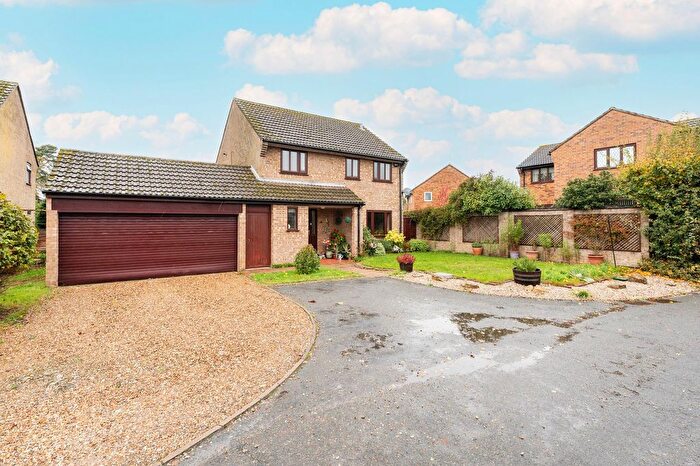 4 Bedroom Detached House For Sale In The Hedgerows, Bowthorpe, NR5