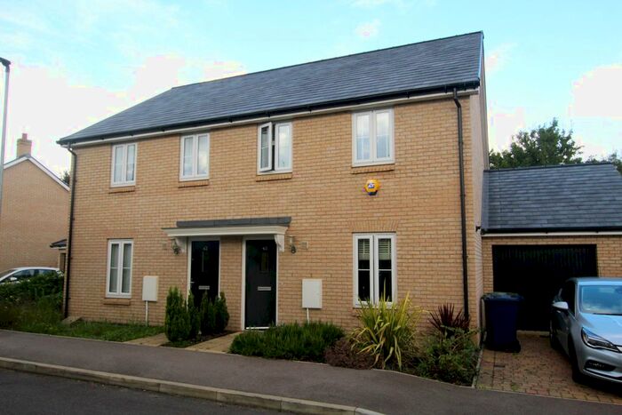 3 Bedroom Semi-Detached House To Rent In Racecourse View, Cottenham, Cambridge, CB24