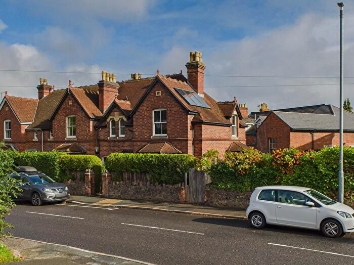3 Bedroom Semi-Detached House For Sale In Newtown Road, Malvern, WR14