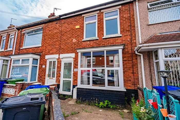 3 Bedroom Terraced House For Sale In Bowers Avenue, Grimsby, Lincolnshire, DN31