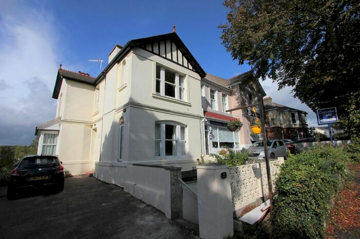 1 Bedroom Flat To Rent In Falkland Road, Torquay TQ2