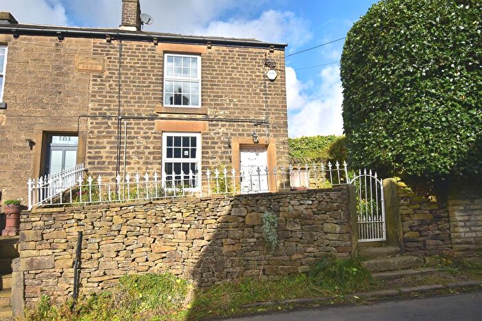 2 Bedroom Semi-Detached House For Sale In Kinder Road, Hayfield, High Peak, SK22