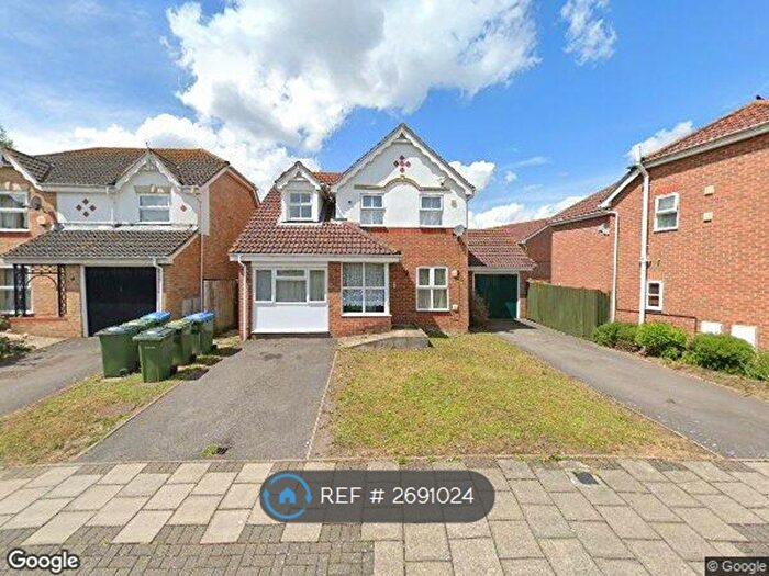 3 Bedroom Detached House To Rent In Hutchins Road, London, SE28