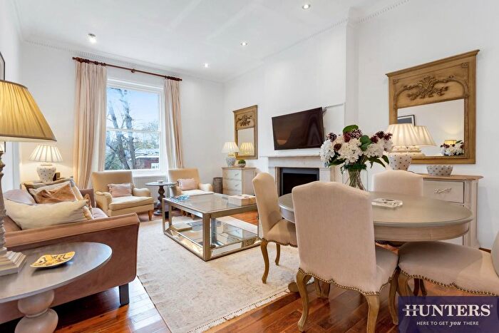 2 Bedroom Flat For Sale In Marlborough Hill, St John's Wood, London, NW8