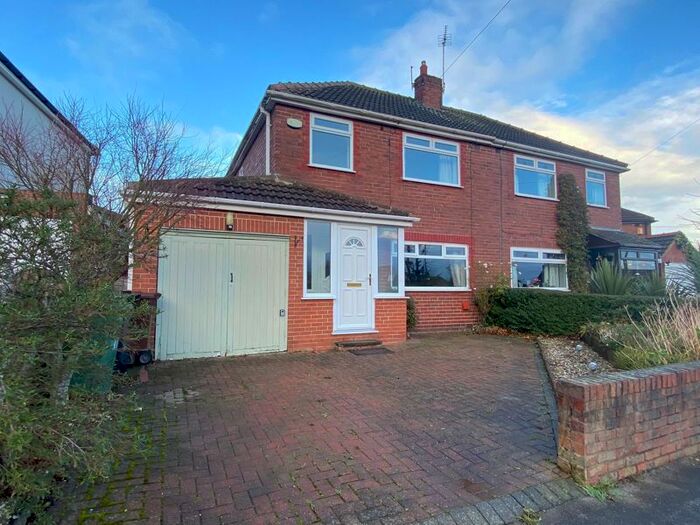 3 Bedroom Semi-Detached House To Rent In Elmete Avenue, Scholes, Leeds LS15