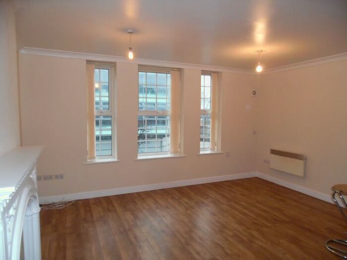 2 Bedroom Flat To Rent In Ash Street, Bootle, L20