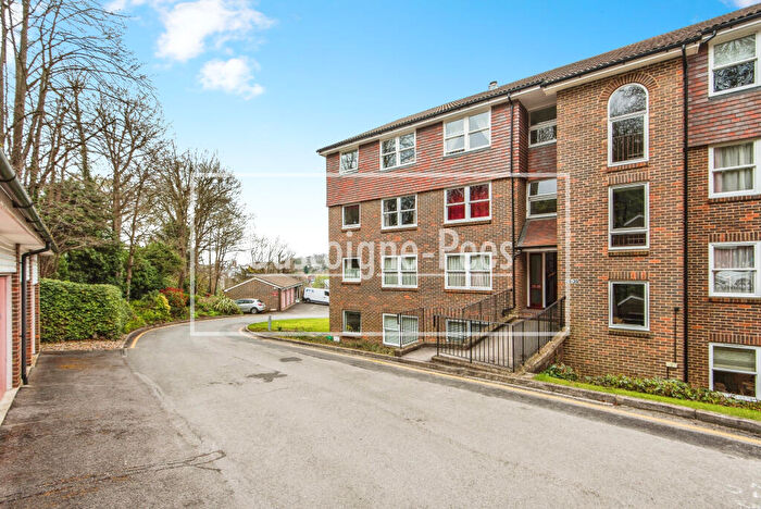 2 Bedroom Apartment To Rent In Portsmouth Road, Guildford, GU2