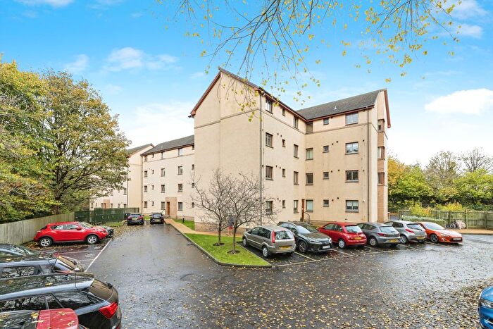 2 Bedroom Flat For Sale In South Groathill Avenue, Edinburgh, EH4