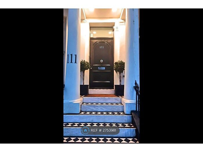 1 Bedroom Flat To Rent In London, London, W11