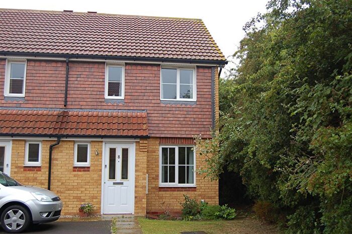 2 Bedroom Terraced House To Rent In Russet Close, Ash, CT3