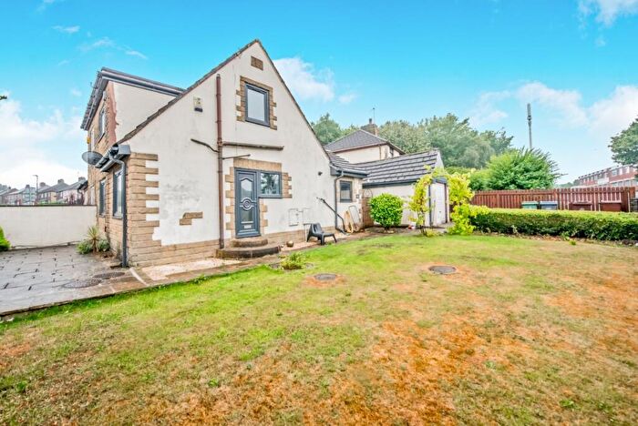 3 Bedroom Semi-Detached House For Sale In Knowles Lane, Dudley Hill, Bradford, BD4