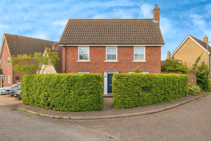 3 Bedroom Detached House For Sale In Springfield Way, Hingham, Norwich, NR9