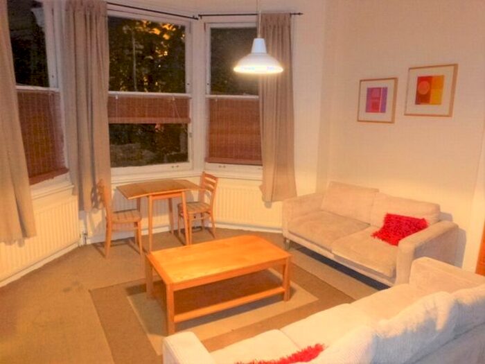 Studio To Rent In Worple Road, London, SW20