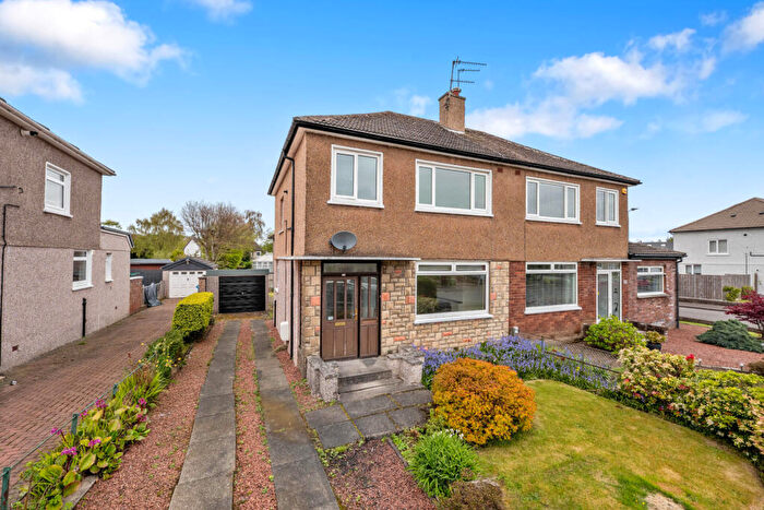 3 Bedroom Semi-Detached House For Sale In Chisholm Drive, Newton Mearns, G77