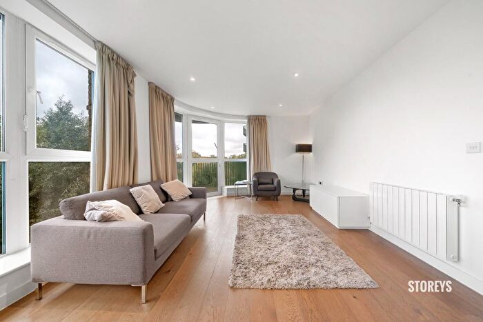 2 Bedroom Flat To Rent In Grayston House, Kidbrooke Village, London, SE3