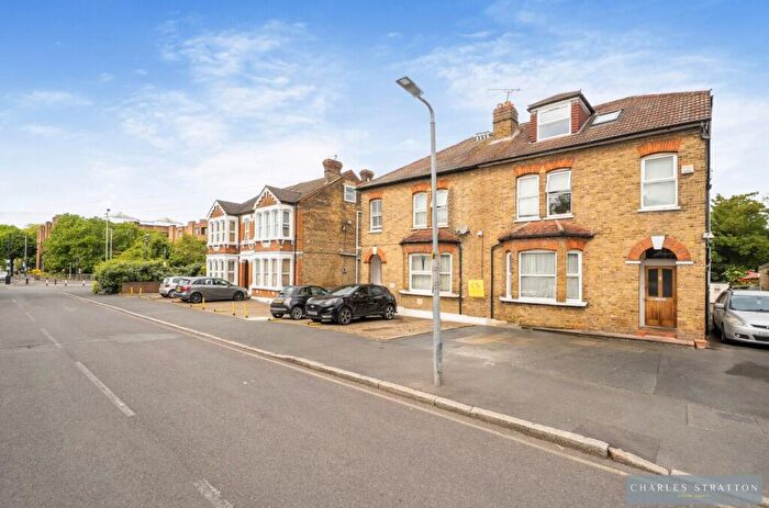 1 Bedroom Flat For Sale In Eastern Road, Romford, RM1