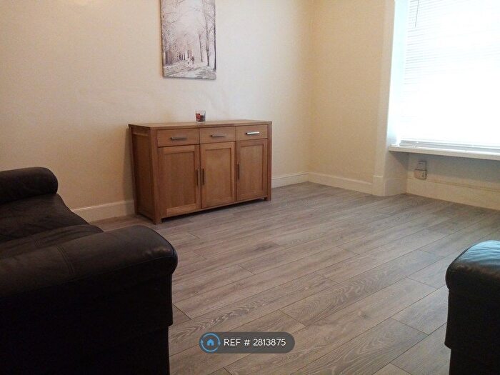 1 Bedroom Flat To Rent In Dura Street, Dundee, DD4