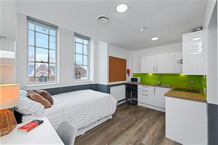 1 Bedroom Studio To Rent In The Junction, NG1