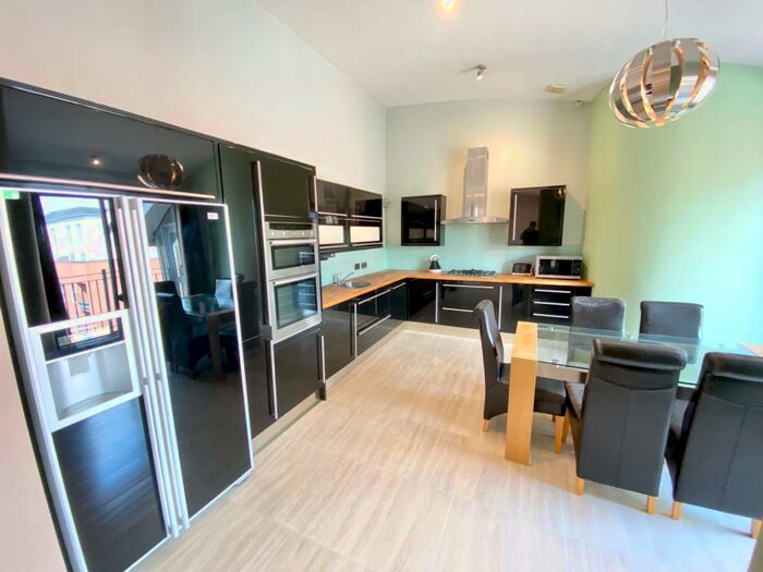 2 Bedroom Apartment To Rent In The Needleworks, Leicester, LE1