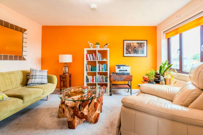 2 Bedroom Flat To Rent In Stannard Way, Great Cornard, CO10