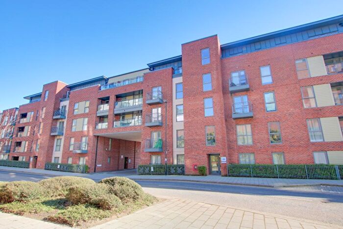 2 Bedroom Apartment To Rent In John Thornycroft Road, Woolston, SO19