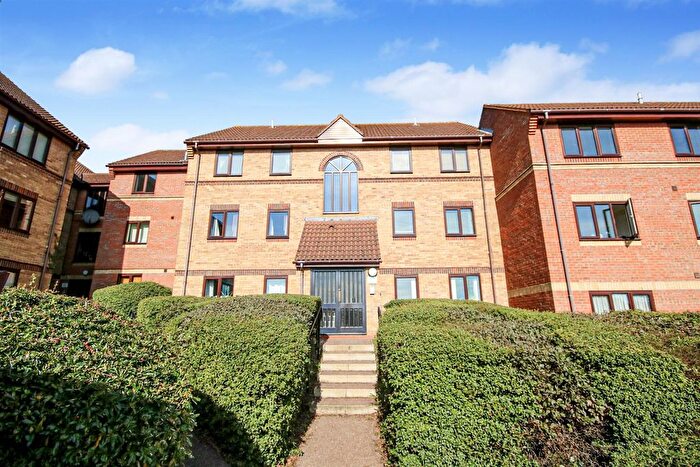 1 Bedroom Flat For Sale In Scott Road, Thorpe Park, NR1