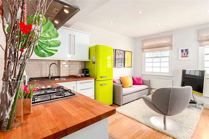 2 Bedroom Flat To Rent In Blackstock Road, London, N4