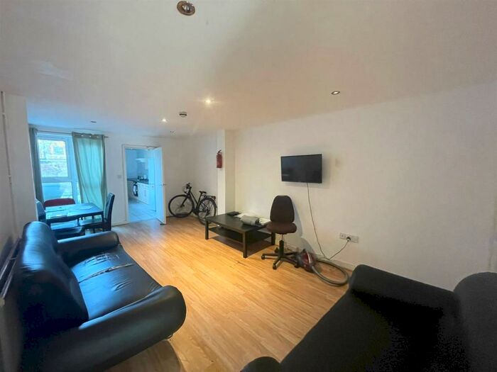 6 Bedroom Terraced House To Rent In **&#pppw Excluding Bills** Frederick Grove, Lenton, - Uon, NG7