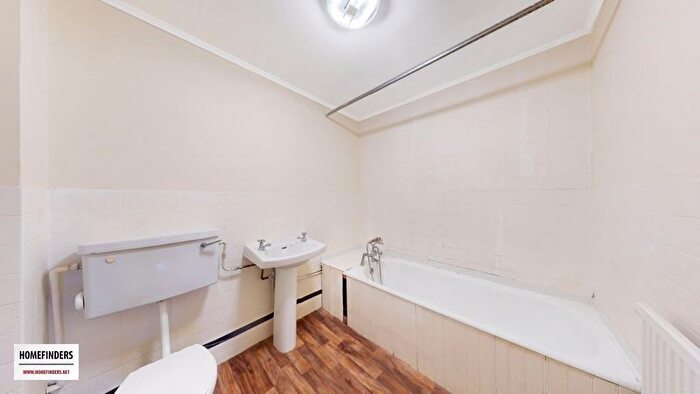 2 Bedroom Flat For Sale In Carnarvon Road, Stratford, E15