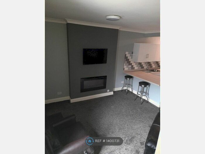 1 Bedroom End Of Terrace House To Rent In Portland Place, Darlingt, DL3