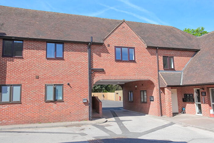 1 Bedroom Flat For Sale In High Street, Wallingford, OX10