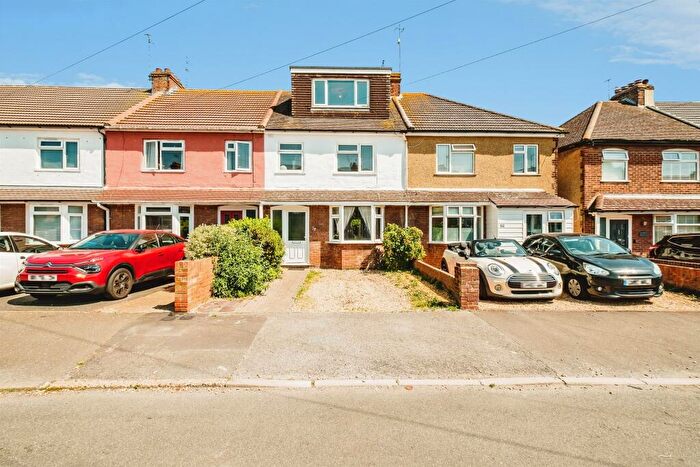 4 Bedroom Terraced House For Sale In Wembley Avenue, Lancing, BN15