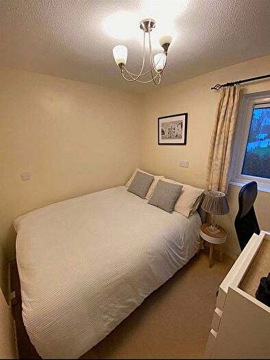 2 Bedroom Flat To Rent In Brandon Court, Cambridge, CB1