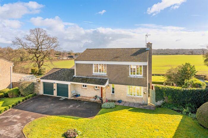 4 Bedroom Detached House For Sale In The Grove, Chelworth, Malmesbury, SN16