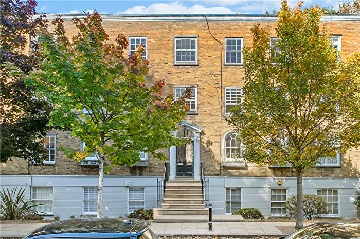 2 Bedroom Apartment For Sale In Prior Bolton Street, Highbury Corner, London, N1