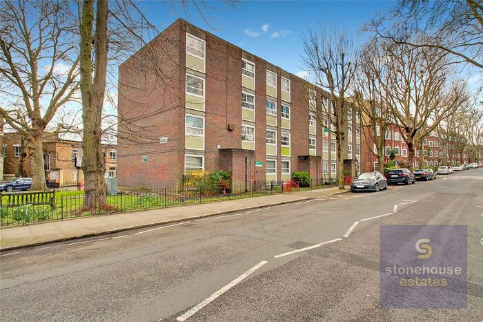 1 Bedroom Flat To Rent In Pemberton Gardens, Upper Holloway, London, N19