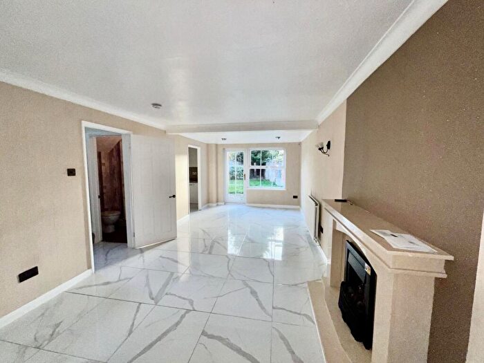 3 Bedroom Detached House To Rent In Scaife Road, Bromsgrove, B60